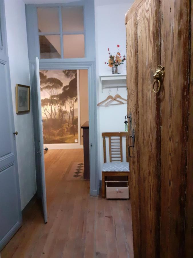 Logis Des Lugats, Gite De Charme La Réole Exterior foto